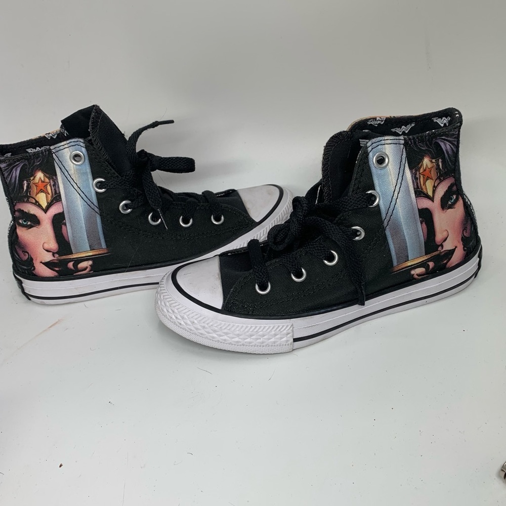 Converse DC Comics x Chuck Taylor All Star High tops 'Wonder Woman' youth 13